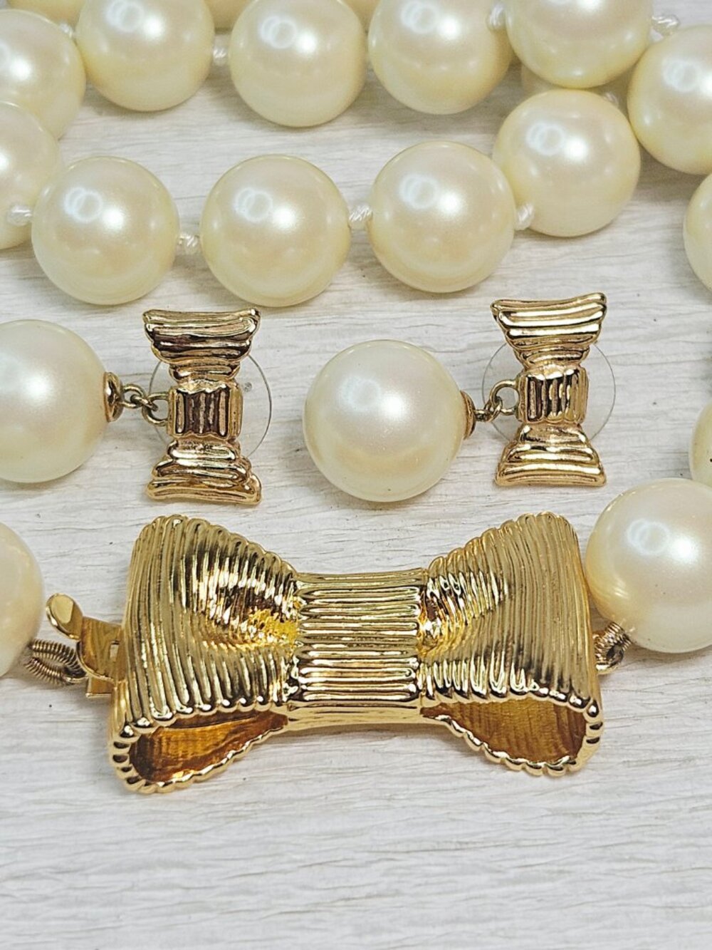 Kate Spade All Wrapped Up In Pearls Necklace Earrings - Picture 6 of 10